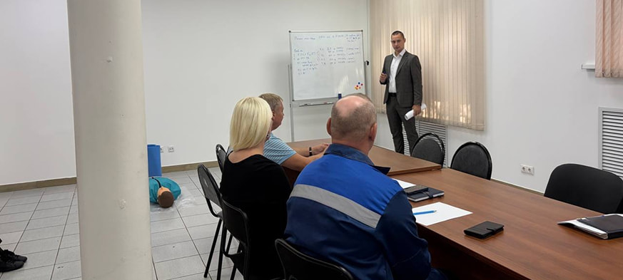 Первая помощь без промедления: сотрудники ФГБУ ФЦПСР отработали навыки спасения